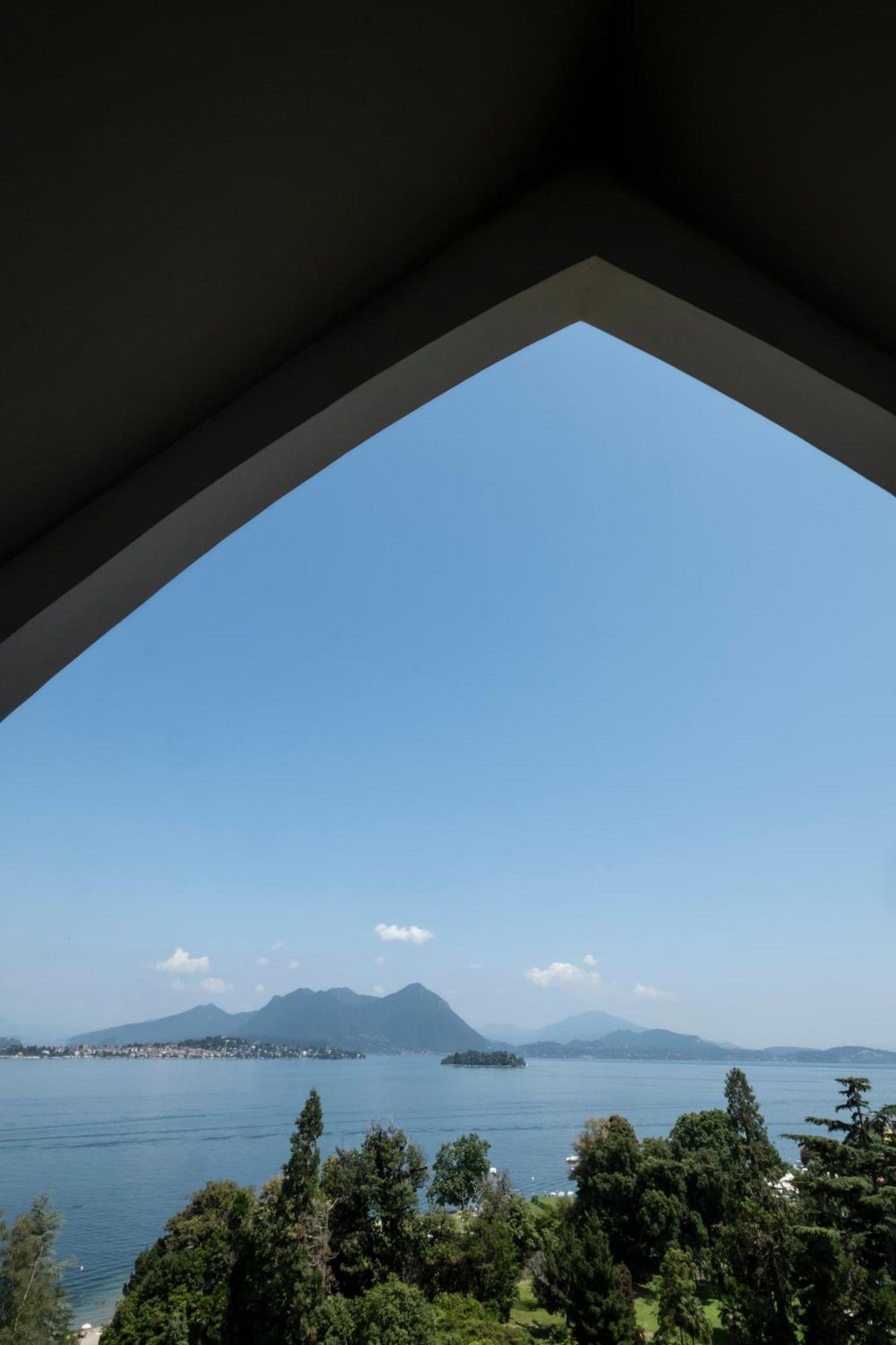 Residence Carl&Do Baveno Exteriör bild