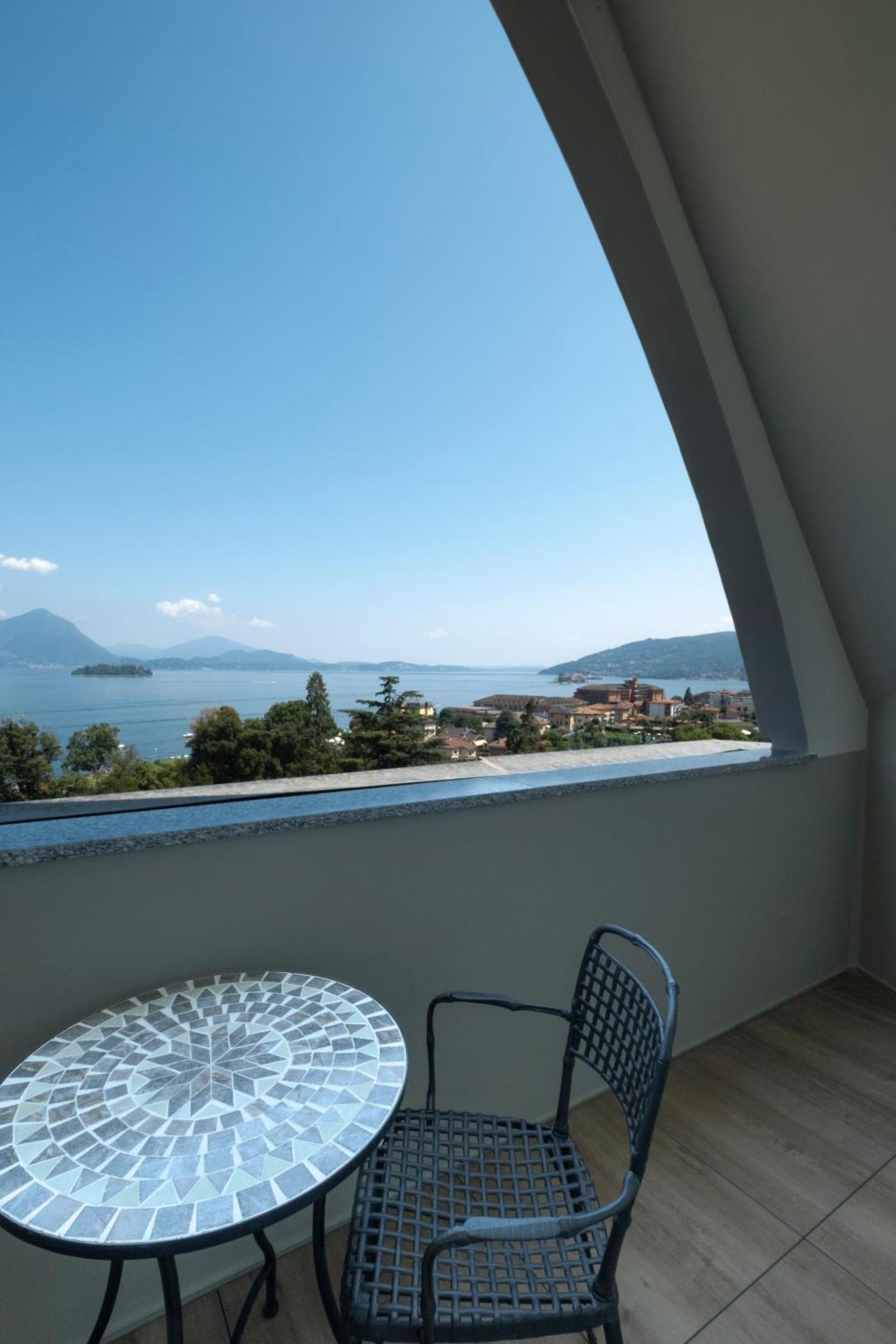 Residence Carl&Do Baveno Exteriör bild