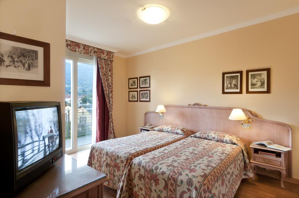 Residence Carl&Do Baveno Exteriör bild